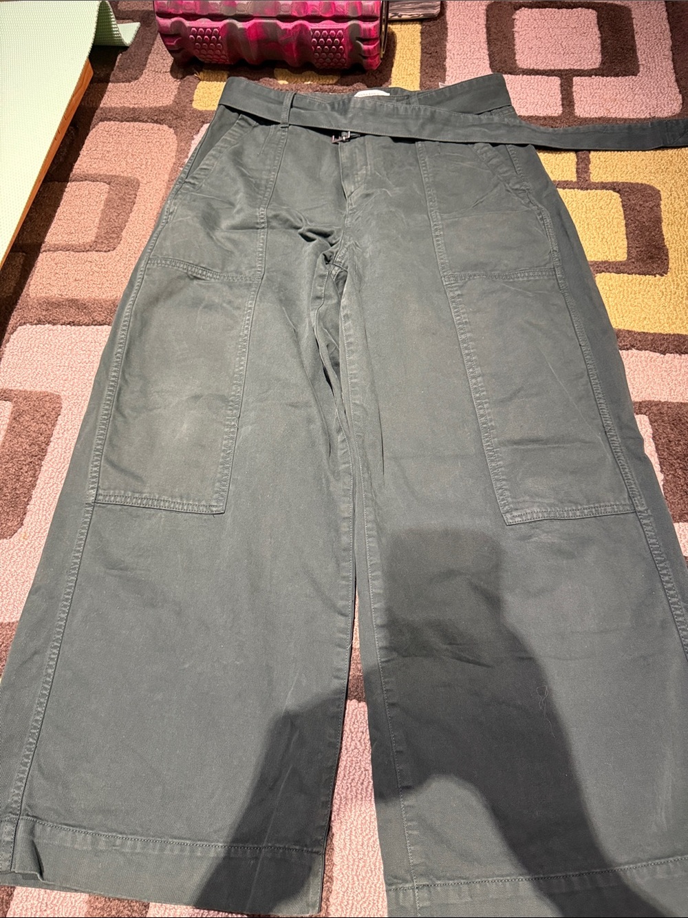 Banana Republic wide leg cropped pants, green, size 12 Long